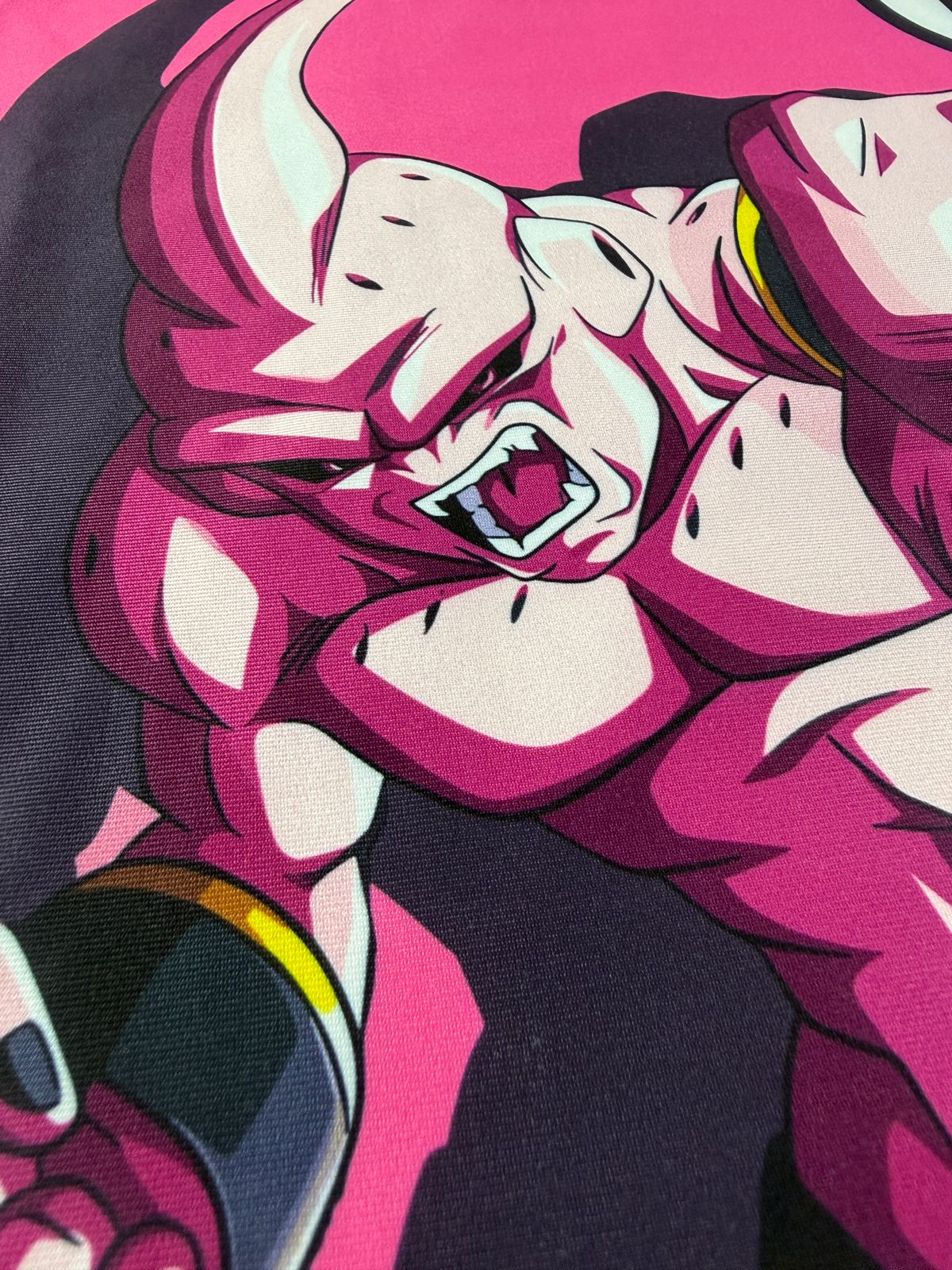 Camiseta OverSize DBZ Pequeño Buu Puño