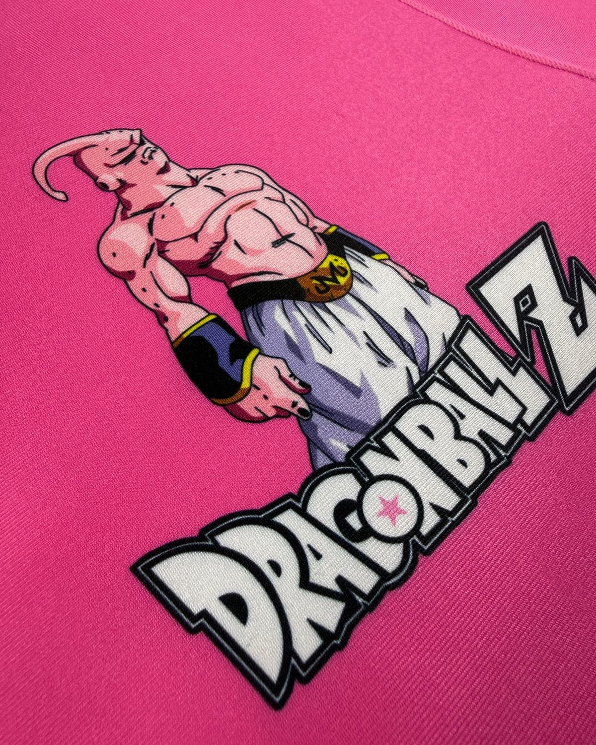 Camiseta DBZ Pequeño Buu Puño