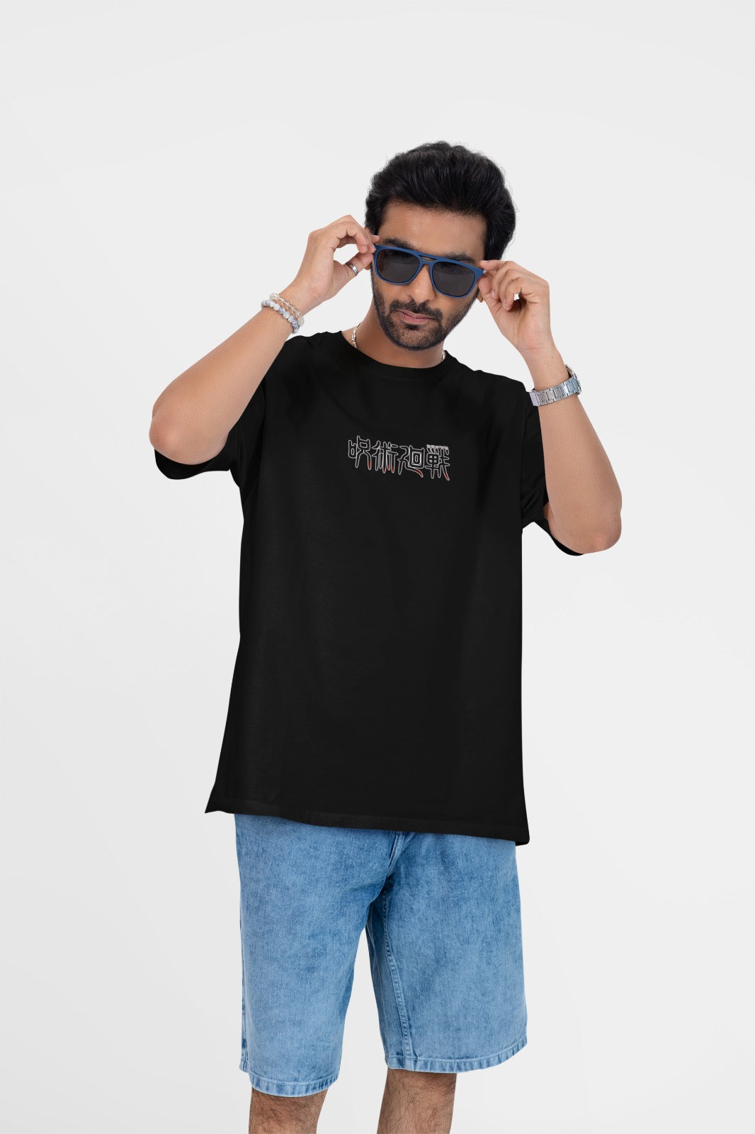 Camiseta OverSize Jujutsu Kaisen Satoru Gojo Rojo