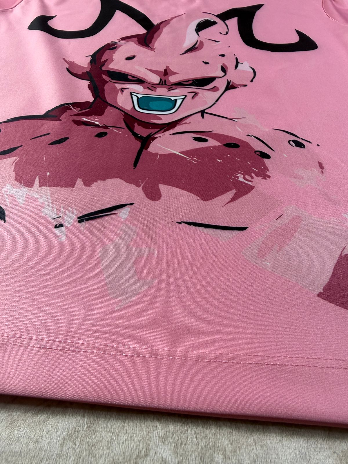 Camiseta OverSize DBZ Pequeño Buu Rostro